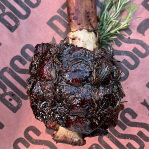 Beefhammer met honing en rozemarijn