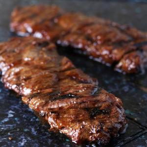 Koreaans gemarineerde outside skirt steak