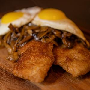 Wienerschnitzel Holsteiner art