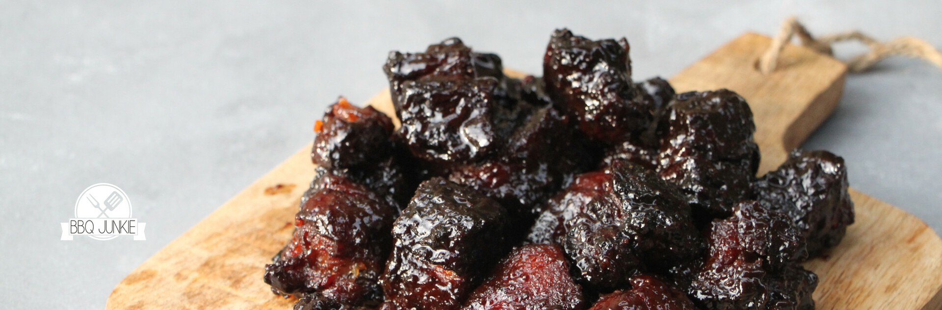 Pork Belly Burnt Ends van Livar buikspek